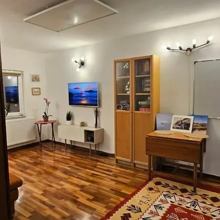 Sky44apt Delfinariu Faleza Nord 아파트