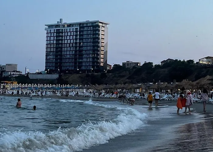 アパート Sky44apt Delfinariu Faleza Nord