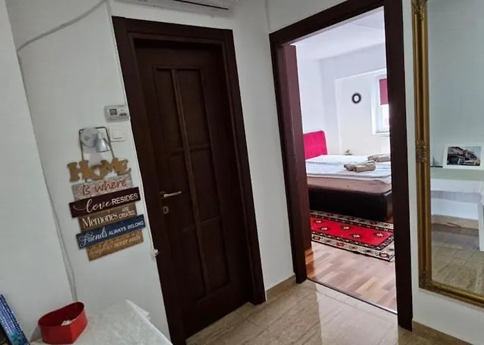 Sky44apt Delfinariu Faleza Nord アパート コンスタンツァ