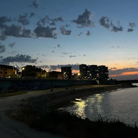 Apartmán Sky44apt Delfinariu Faleza Nord Constanţa