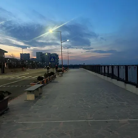 Apartment Sky44apt Delfinariu Faleza Nord *