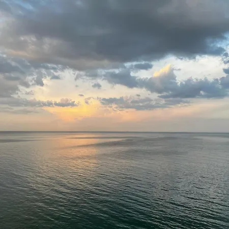 Apartment Sky44apt Delfinariu Faleza Nord *