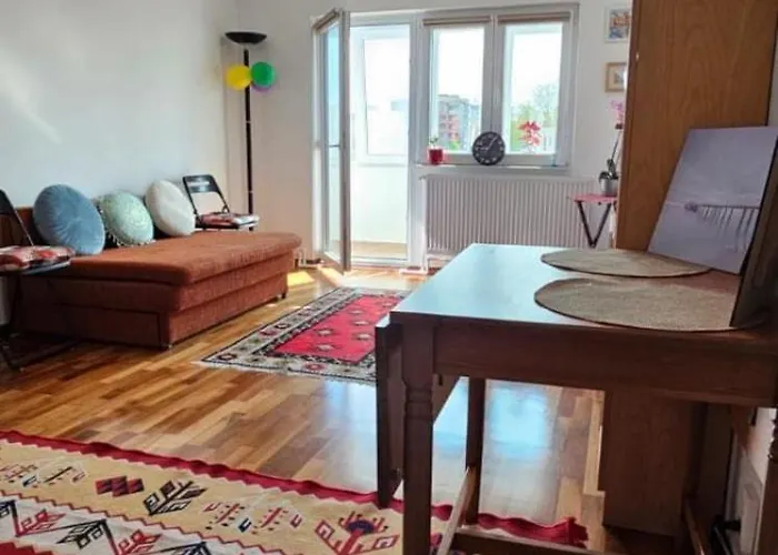 アパート Sky44apt Delfinariu Faleza Nord コンスタンツァ